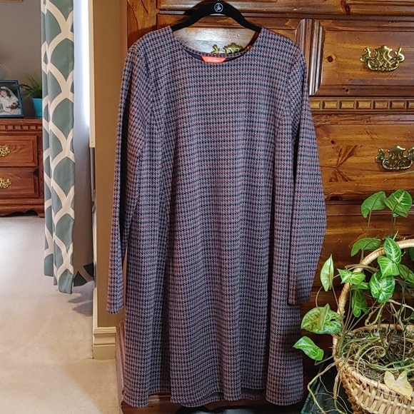 Joe Fresh Dresses & Skirts - 2/$30 Joe Fresh Ladies size Large houndstooth dress